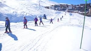 LES COURS DE SKI ENFANTS